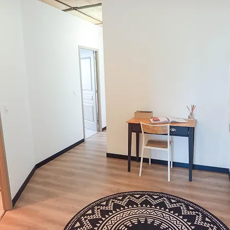 Magnifique Loft Urbain Centre, Gare Et Parking Prive 르망