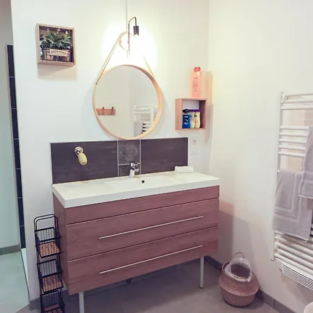 Magnifique Loft Urbain Centre, Gare Et Parking Prive * 르망