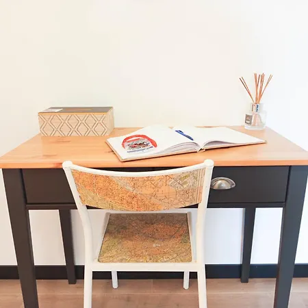 Magnifique Loft Urbain Centre, Gare Et Parking Prive 르망